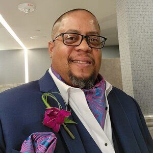 Meet your Posher, Jason